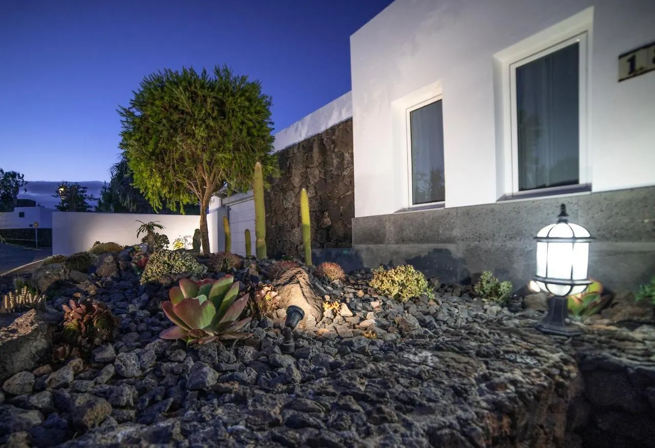 Villa Amanda 4 Bedrooms Jacuzzi And Heated Pool Pool Table Great Holiday House Puerto del Carmen   Puerto del Carmen (Lanzarote)