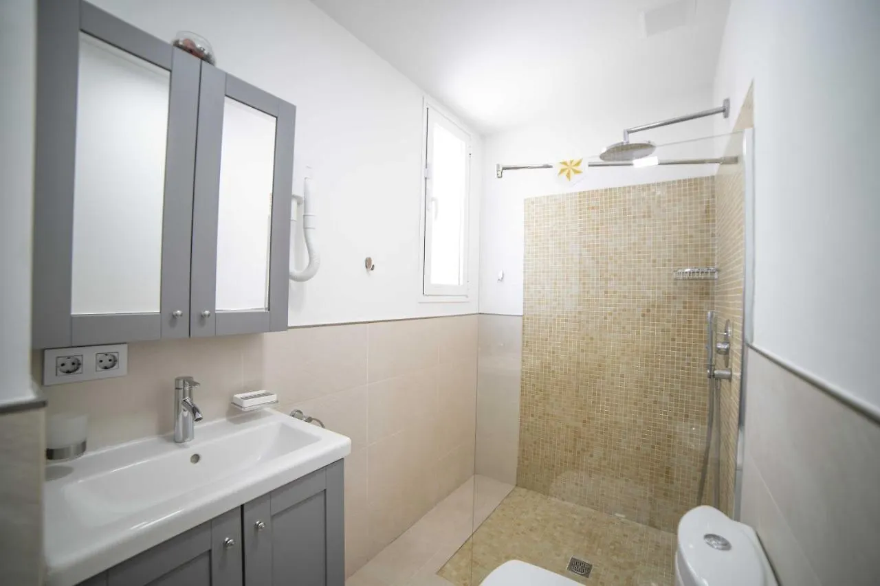 Villa Amanda 4 Bedrooms Jacuzzi And Heated Pool Pool Table Great Holiday House Puerto del Carmen
