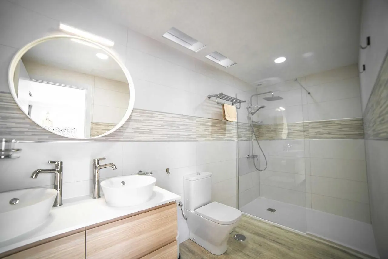 Villa Amanda 4 Bedrooms Jacuzzi And Heated Pool Pool Table Great Holiday House Puerto del Carmen